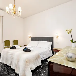 https://appartamento-a-spasso-nel-tempo.hotelitalianriviera.com