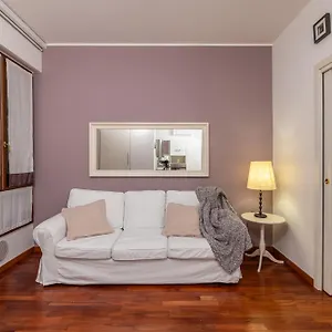 Cosy Milano